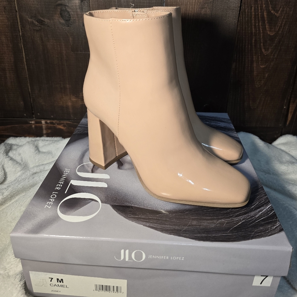 NWOT!! JLo Nude Ankle Booties